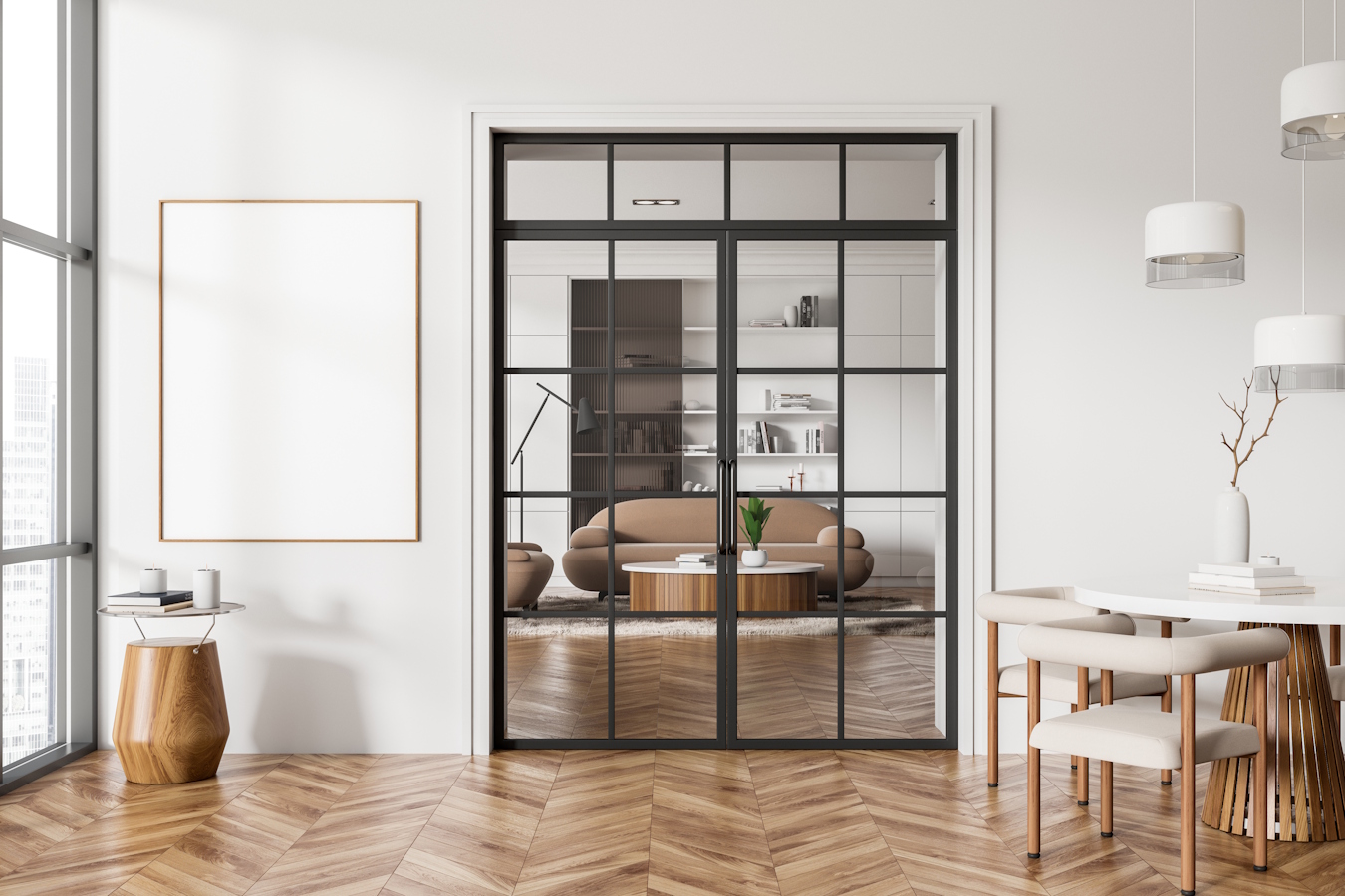 Offenes Wohnkonzept zwischen Wohnzimmer und Küche mit Raumtrennung durch Glastür in Berlin. 